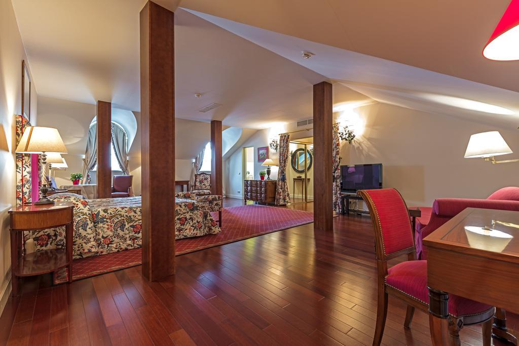 Stikliai Hotel - Relais & Chateaux Vilnius Exterior photo Suite