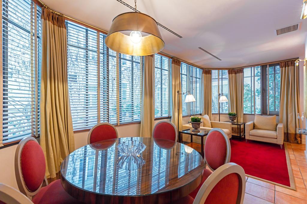 Stikliai Hotel - Relais & Chateaux Vilnius Exterior photo A suite at the Mandarin Oriental, Munich